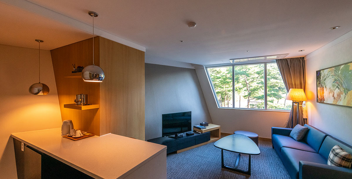 Business Suite 이미지