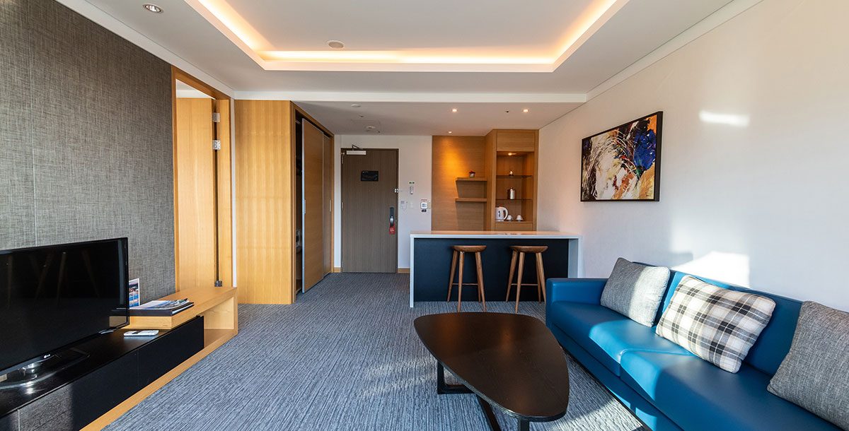 Business Suite 이미지